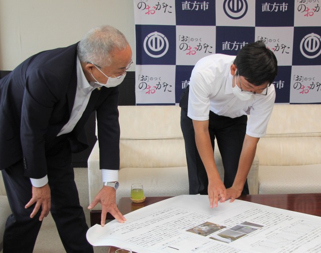 説明をする吉柳さん