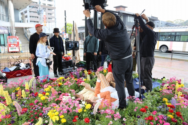 花いっぱいの映像になりそうです