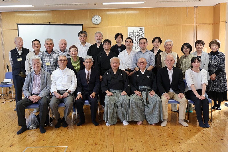 目が不自由な人のために、掲載する画像の説明を記載してください。