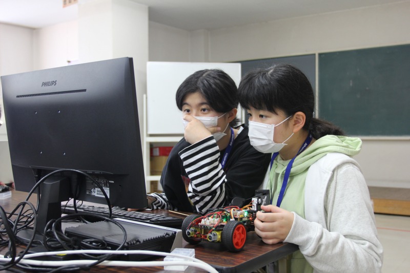 目が不自由な人のために、掲載する画像の説明を記載してください。