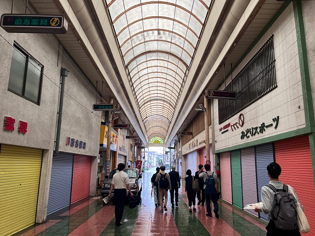 殿町商店街視察の様子