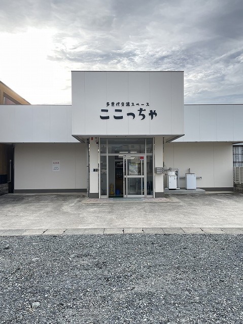 敷地内駐車場のご利用はご遠慮ください