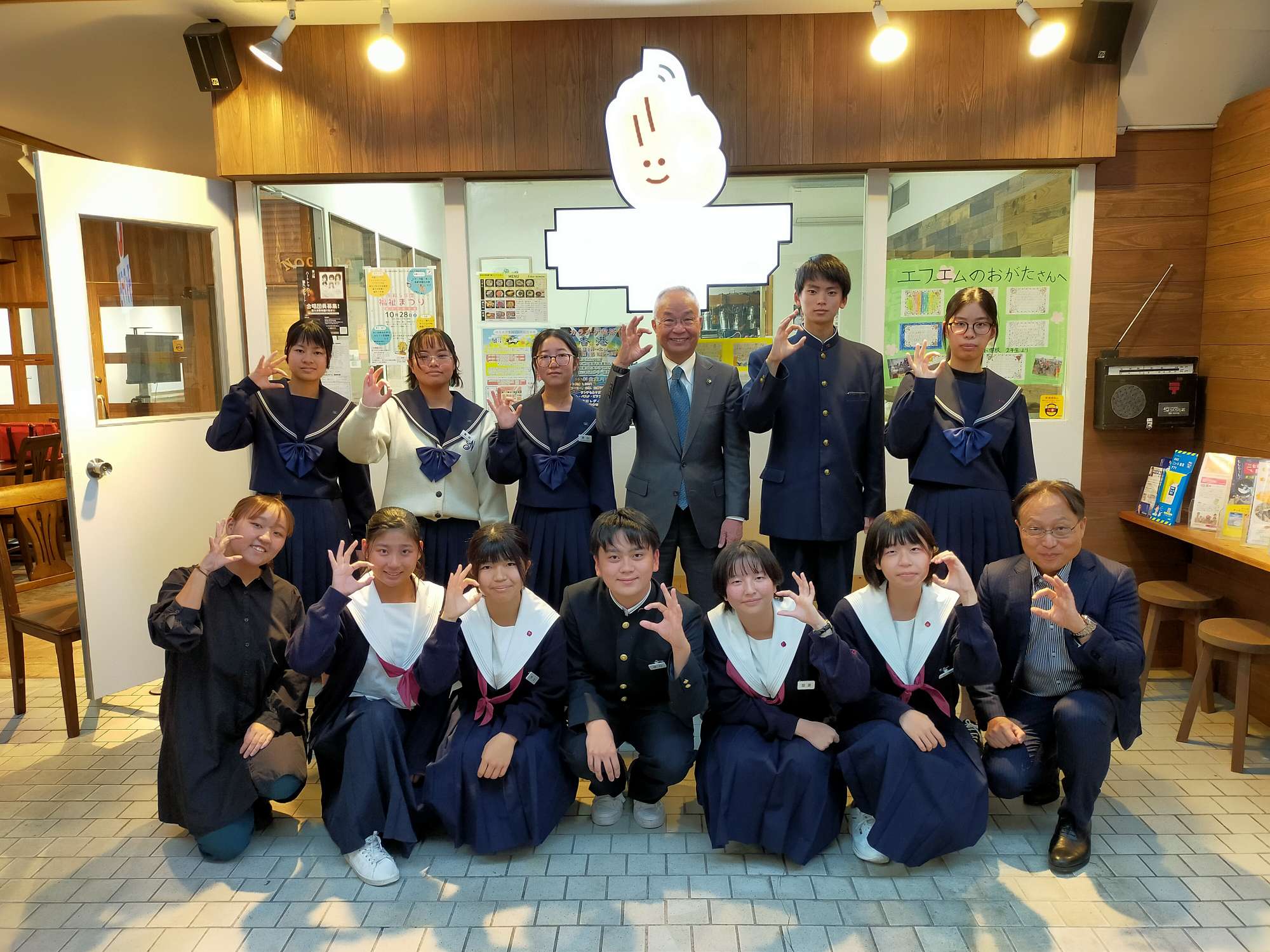 出前トークの参加者の集合写真