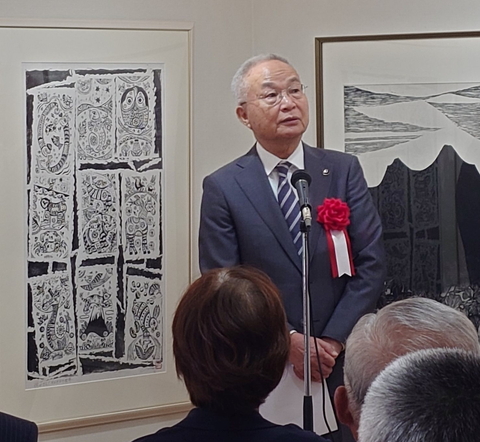 挨拶をする大塚市長の様子