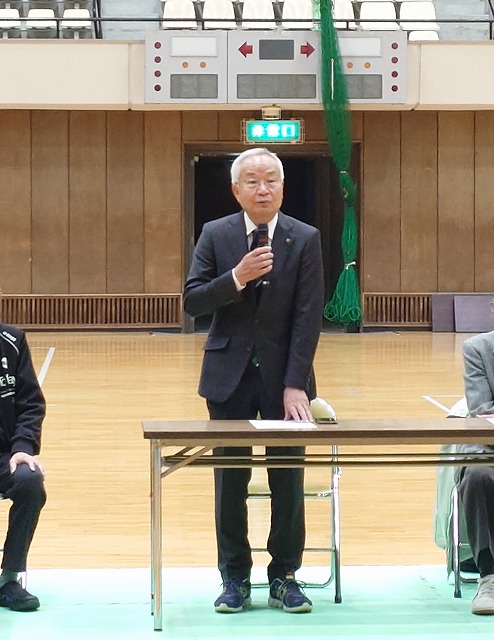 挨拶をする大塚市長
