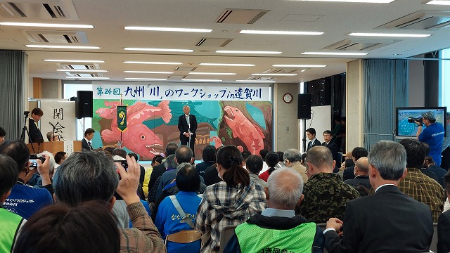 挨拶をする大塚市長