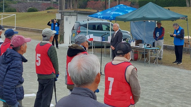 挨拶をする大塚市長