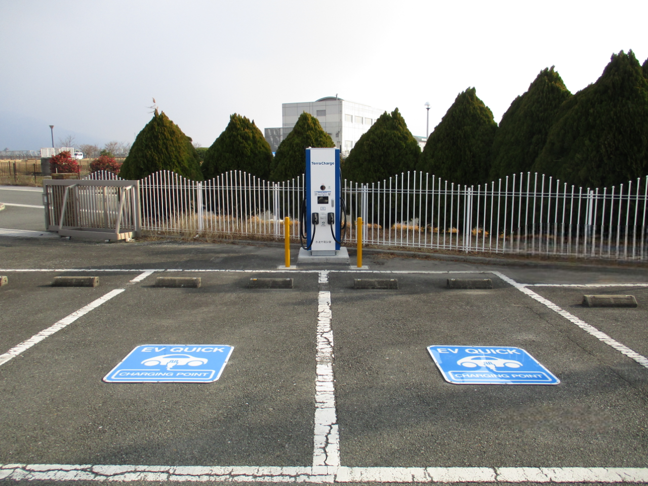 目が不自由な人のために、掲載する画像の説明を記載してください。