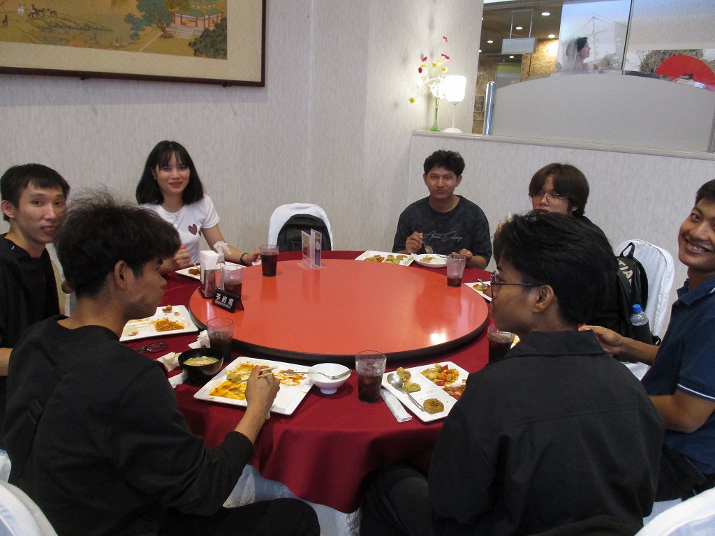 目が不自由な人のために、掲載する画像の説明を記載してください。