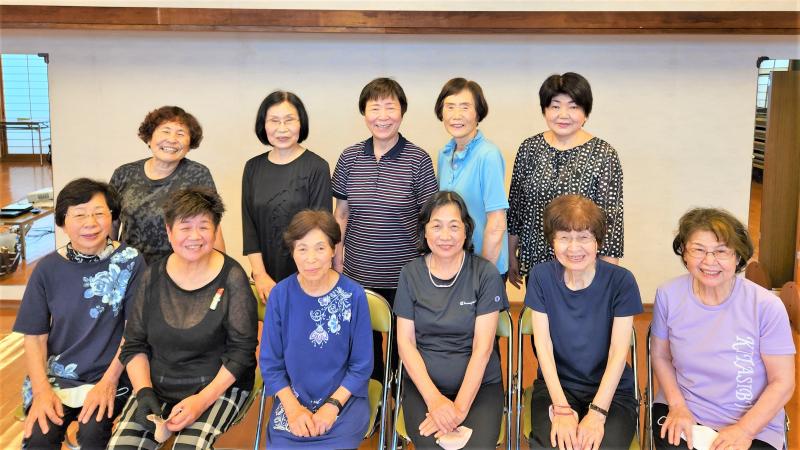 ①平均年齢75才。皆、若くて笑顔が素敵でしょう。