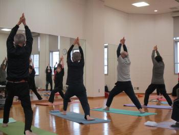 70代～80代も英雄のポーズ