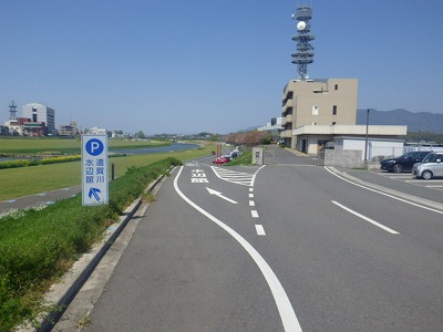 キャンプ場入口の写真